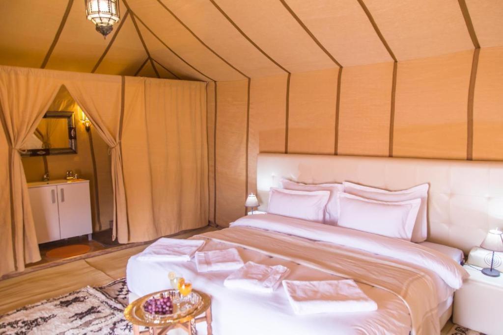 Merzouga Luxury Traditional Camp ภายนอก รูปภาพ