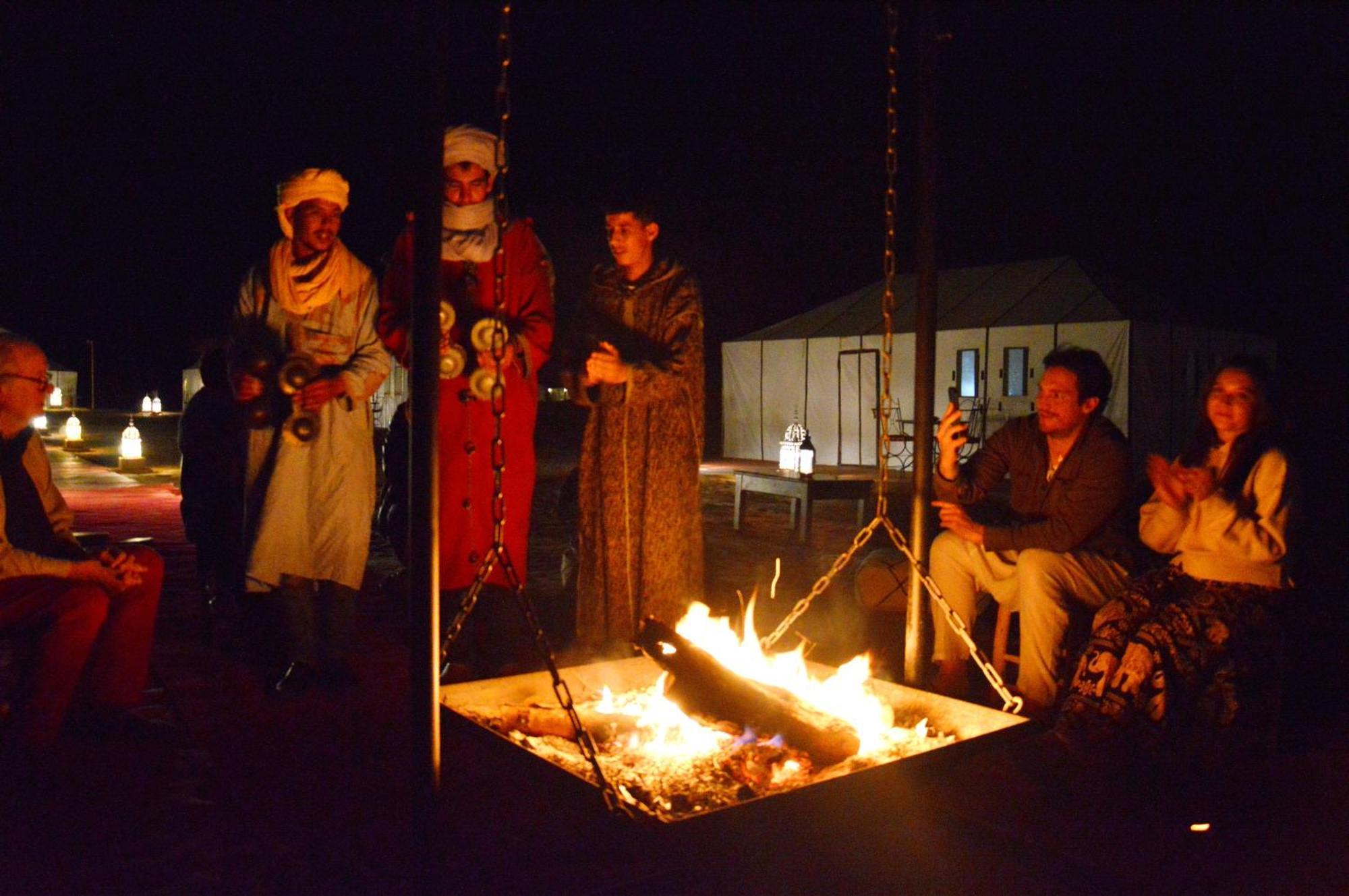 Merzouga Luxury Traditional Camp ภายนอก รูปภาพ